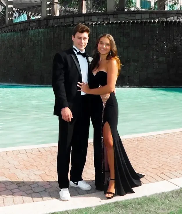 Gallery Image #slidesGrid1